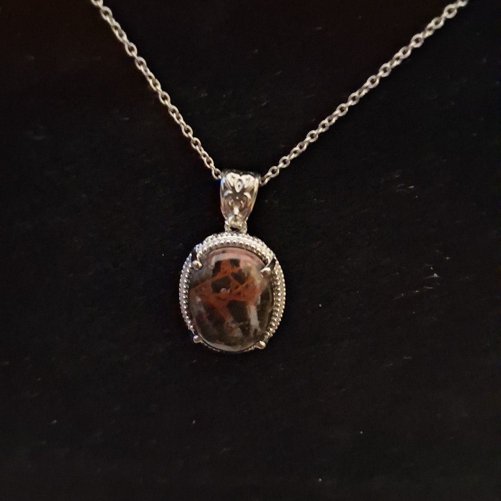 Source Unknown Silver And Black Oval Pendant Neck… - image 6